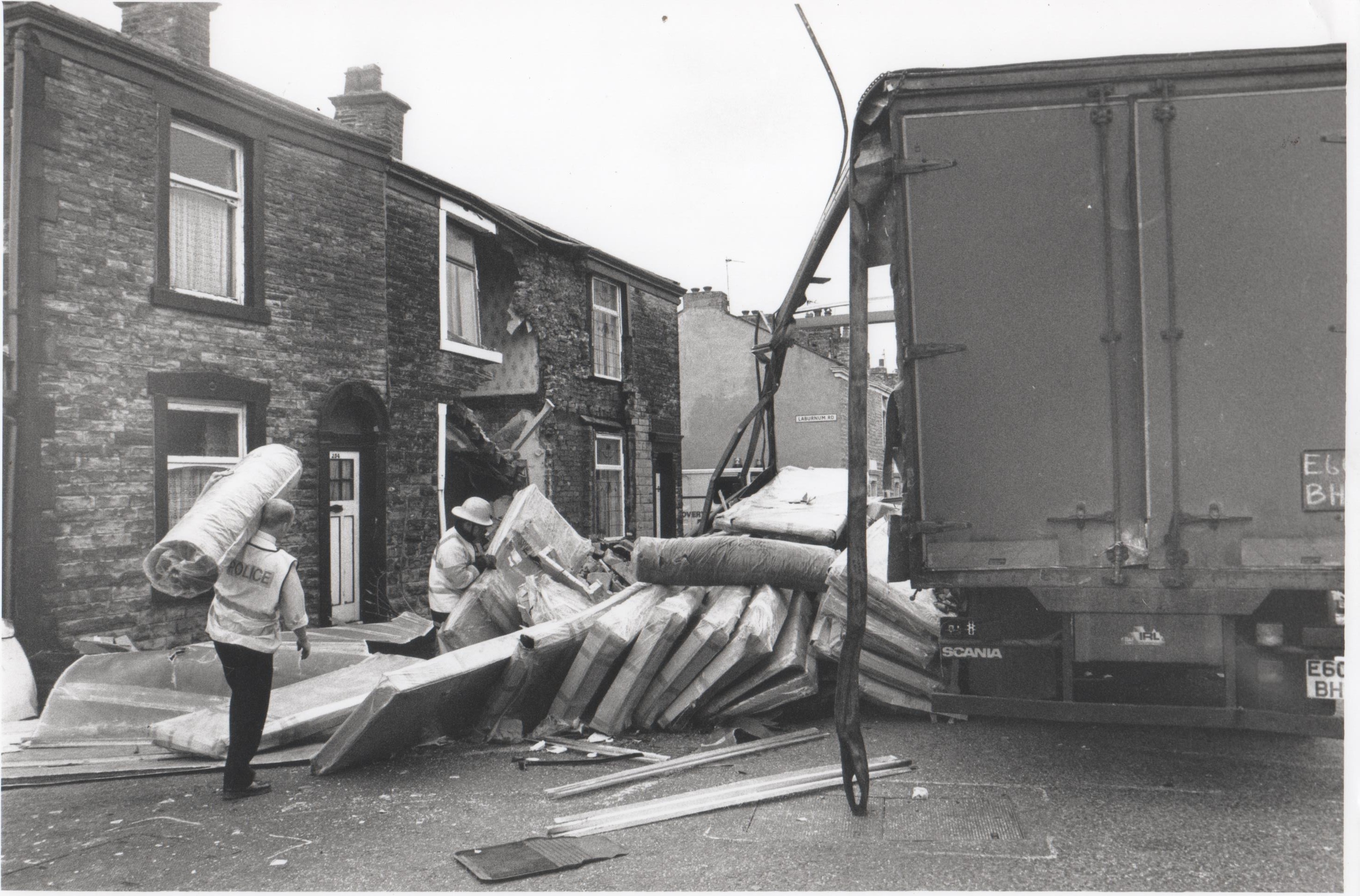 Nightmare Crash Kills Lorry Man Blackburn Fire History